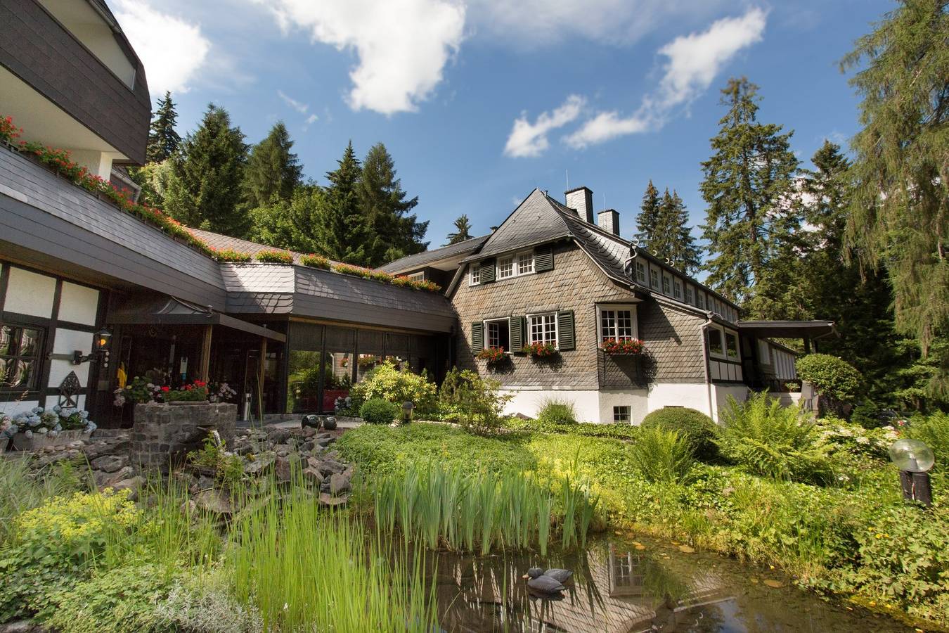 Hotell i Upland från 145 kr per natt