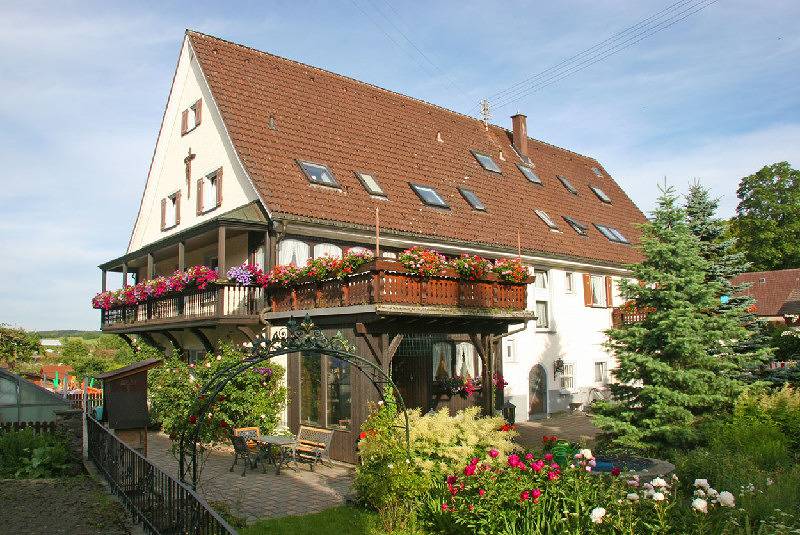 Hotell i Löffingen från 54 kr per natt