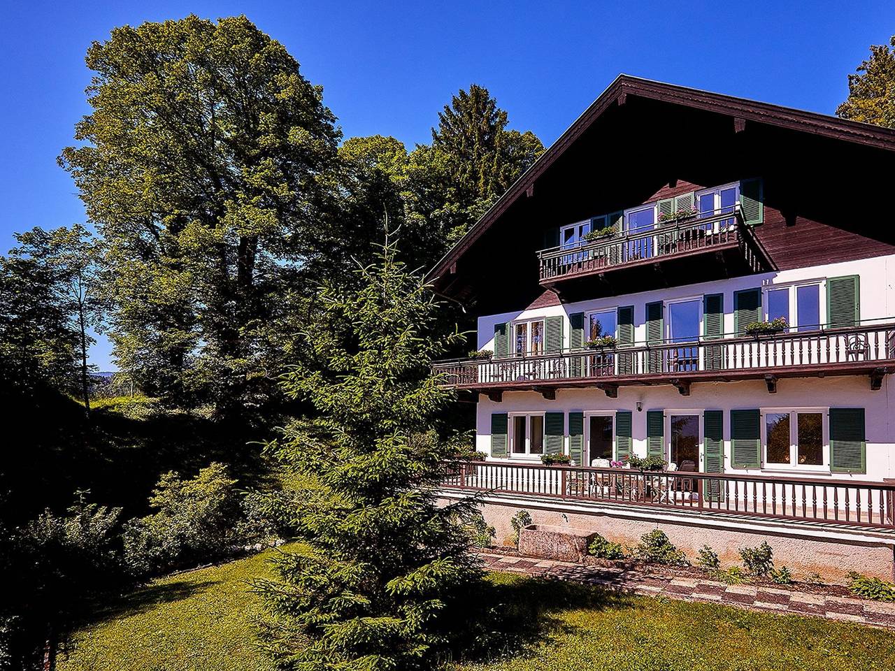 Hotell i Grassau från 143 kr per natt