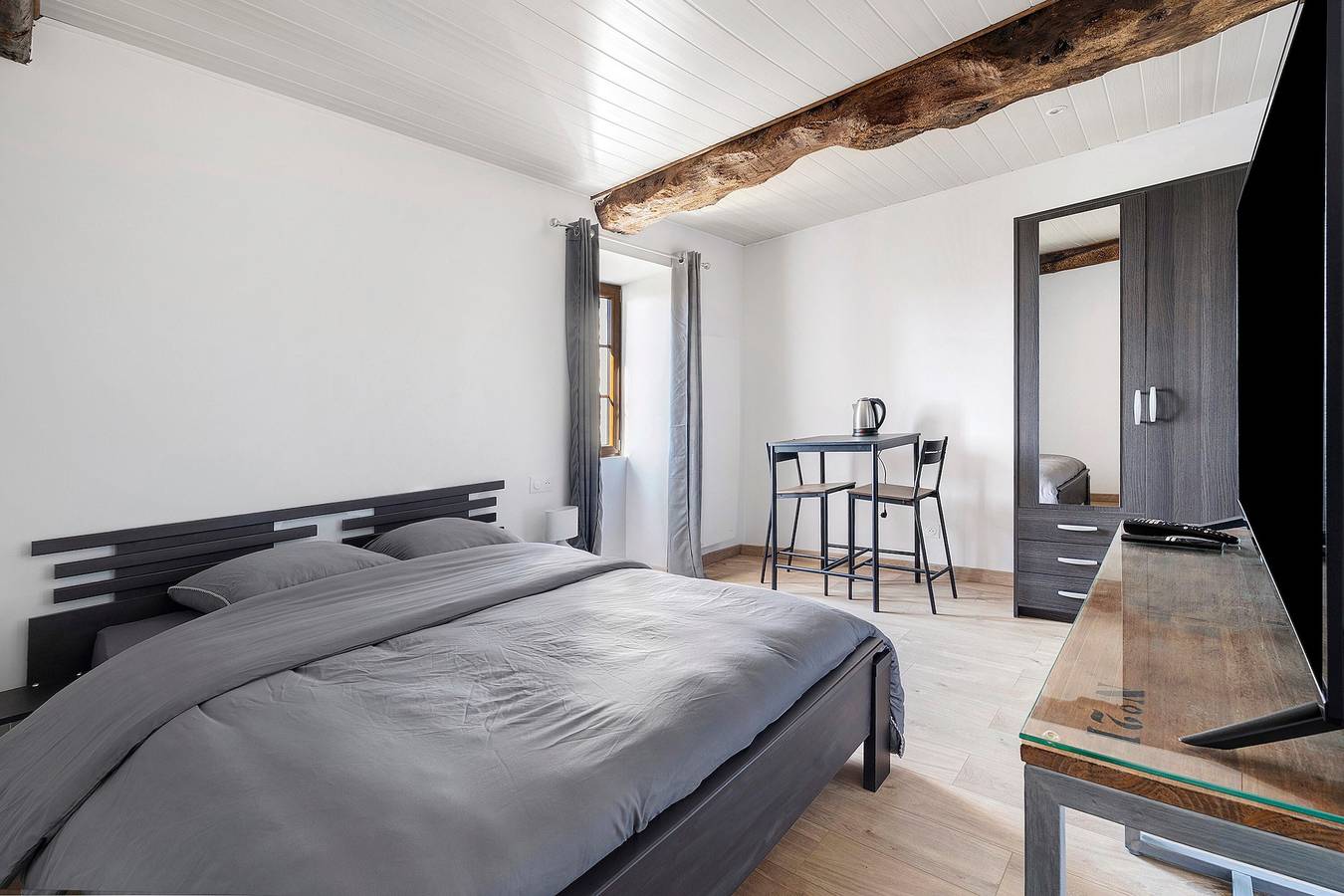 Hotell i Frossay från 49 kr per natt