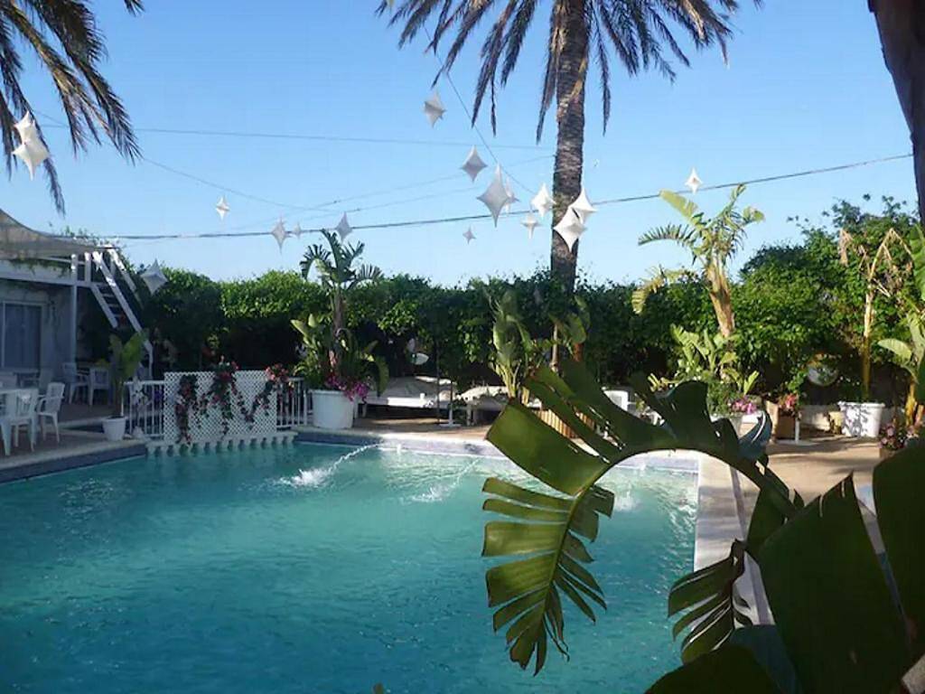 Hotell i Ibiza från 156 kr per natt