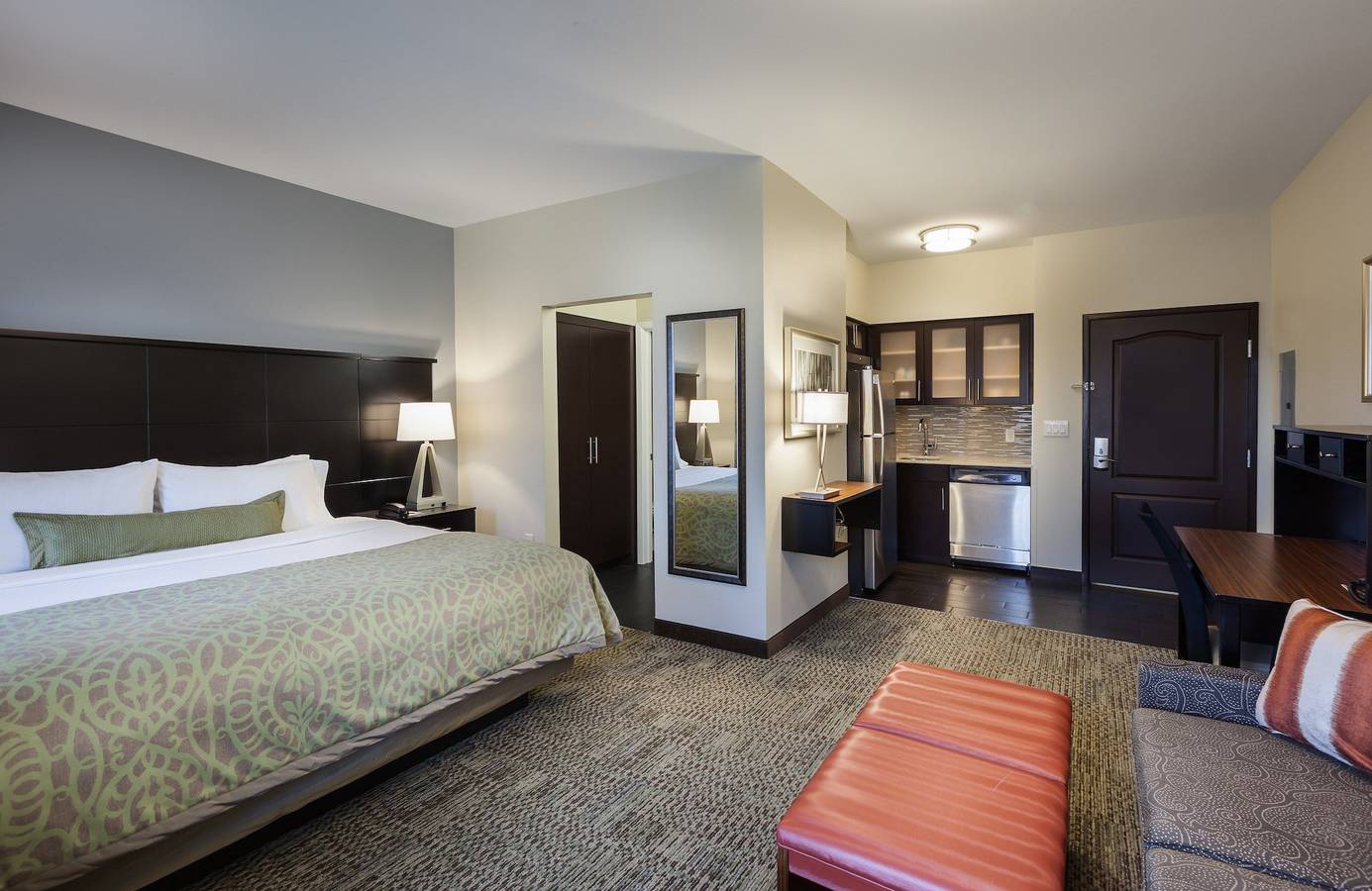 Hotell i Houston från 135 kr per natt