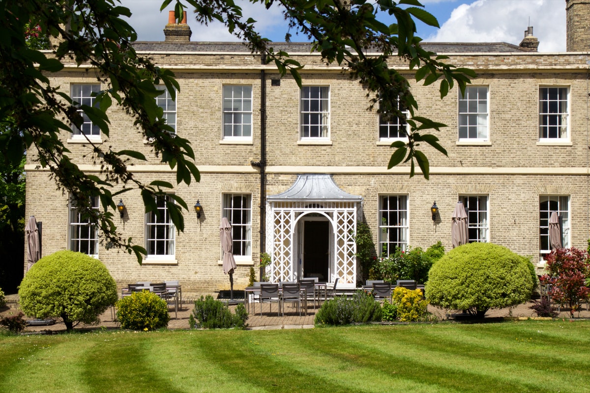 Ilford - London Chigwell Prince Regent Hotel, BW Signature Collection