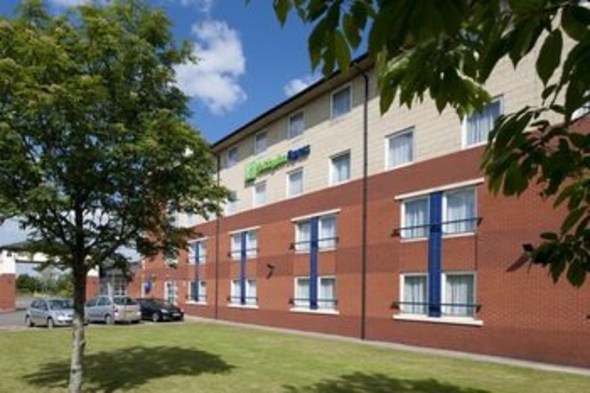 Burton upon Trent - Holiday Inn Express BURTON UPON TRENT by IHG
