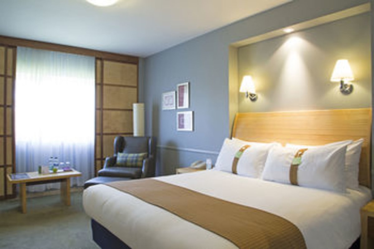 Guildford - Holiday Inn GUILDFORD by IHG