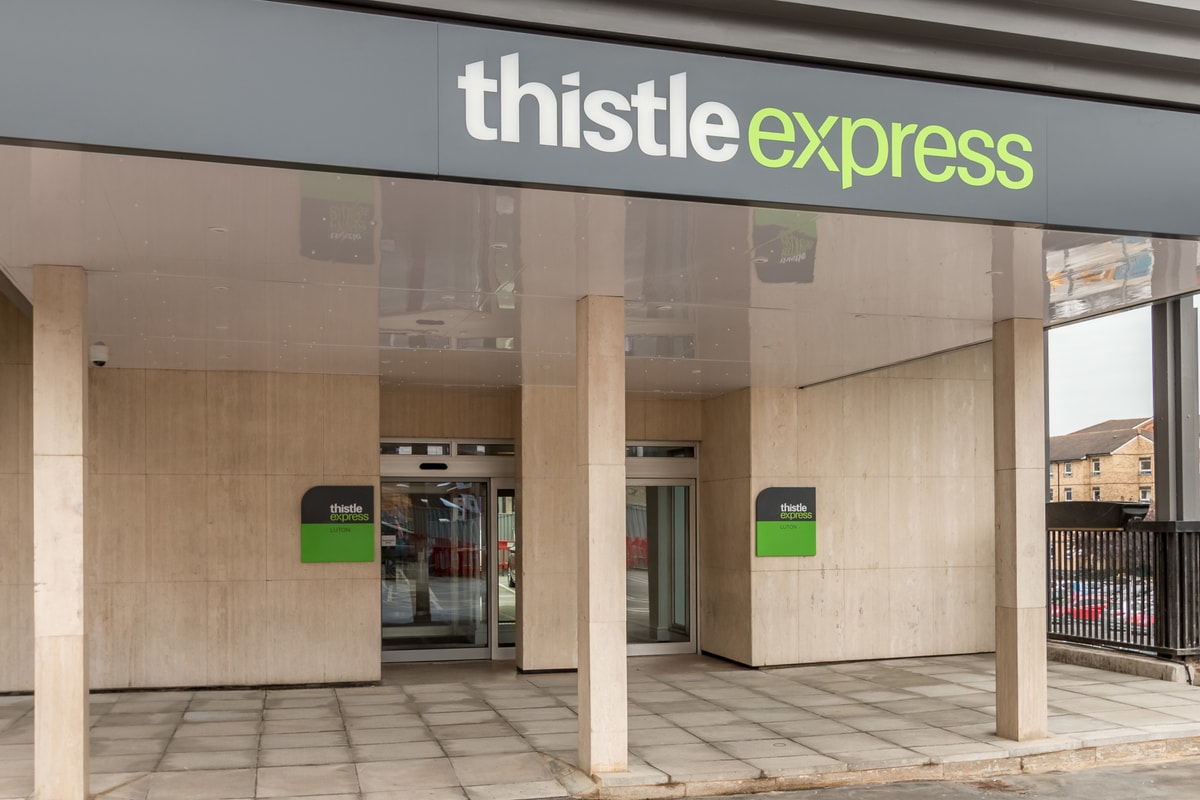Luton - Thistle Express London Luton