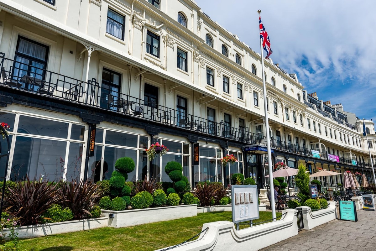 River - Dover Marina Hotel & Spa, Tapestry Collection by Hilton