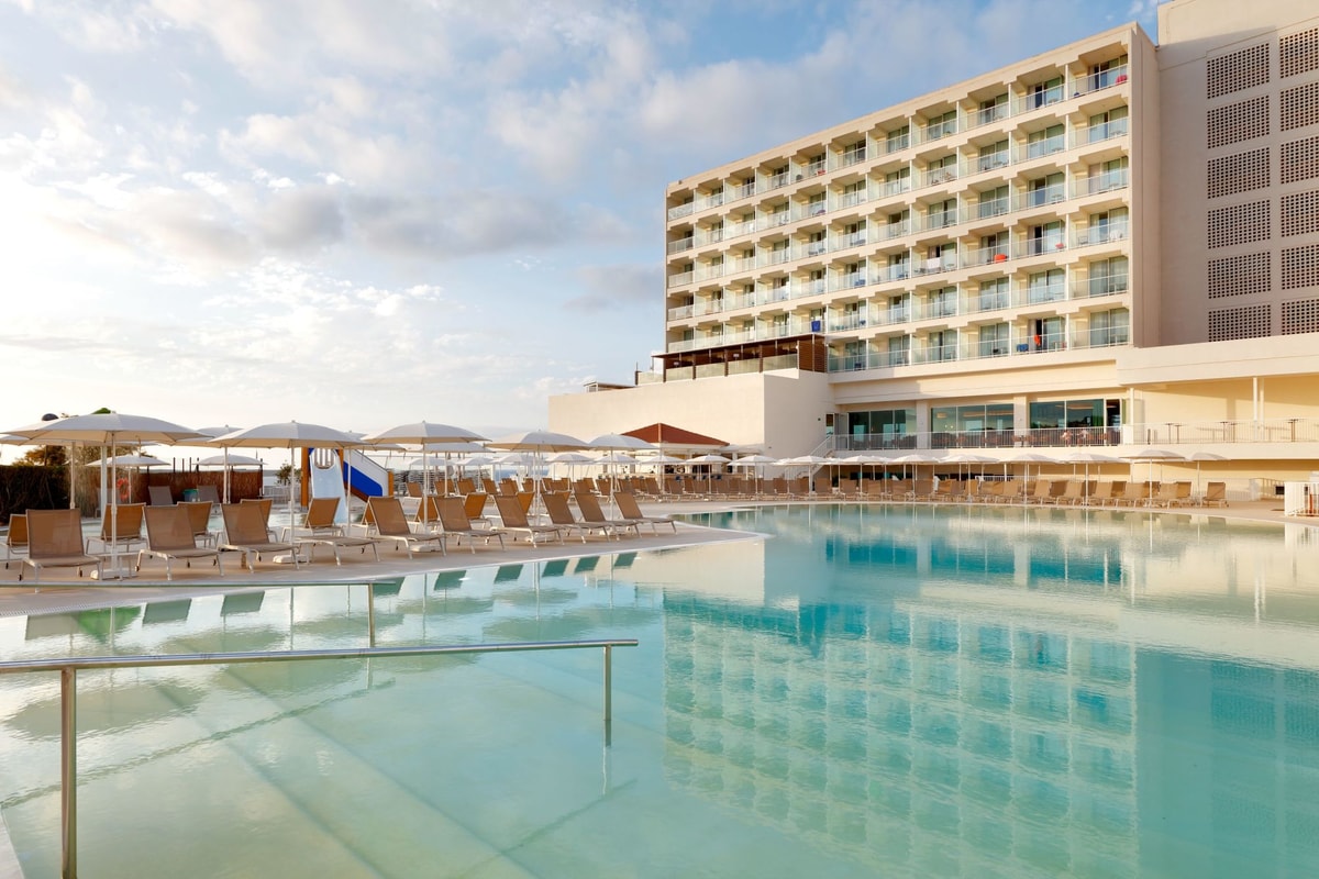 Arenal d'en Castell - Palladium Hotel Menorca