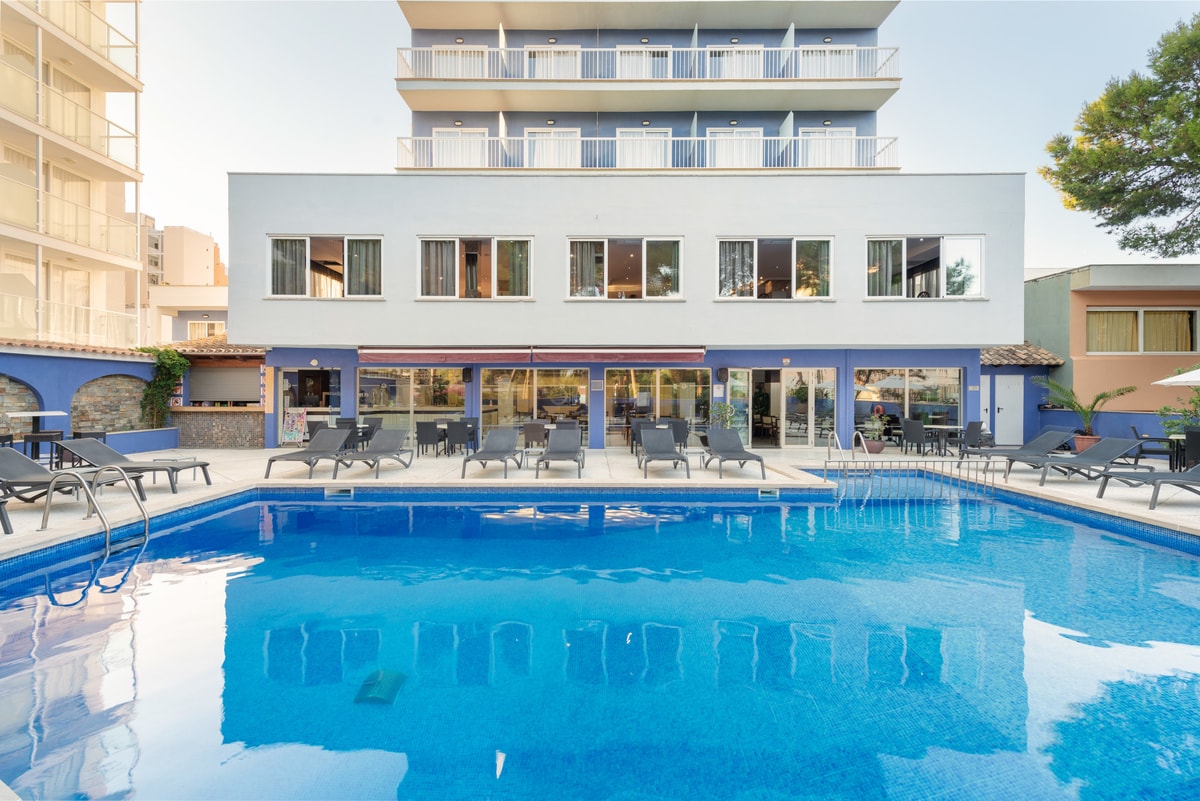 Umeå - Palma de Mallorca - Hotel Torre Azul & Spa - Adults Only