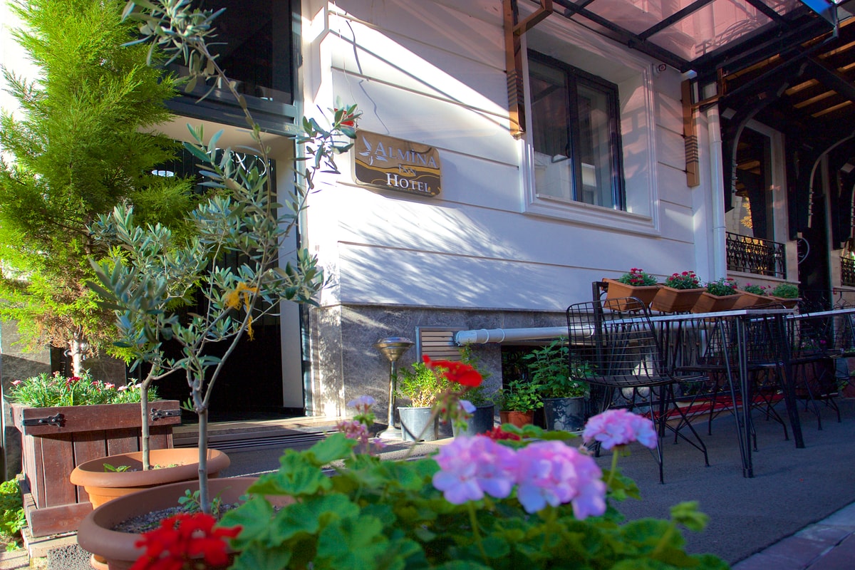 Göteborg - Istanbul - Almina Inn Hotel