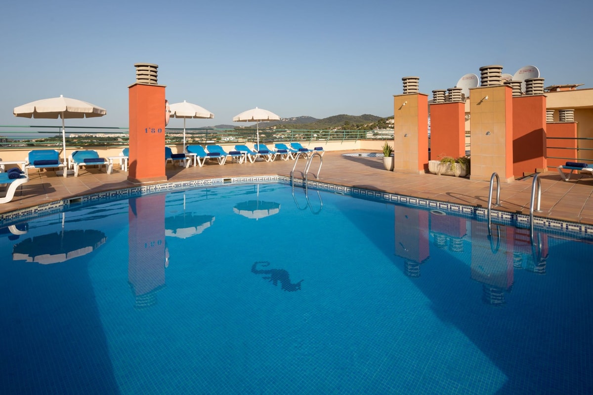 Stockholm - Barcelonas kust, Spanien - htop Royal Sun Suites #htopFun