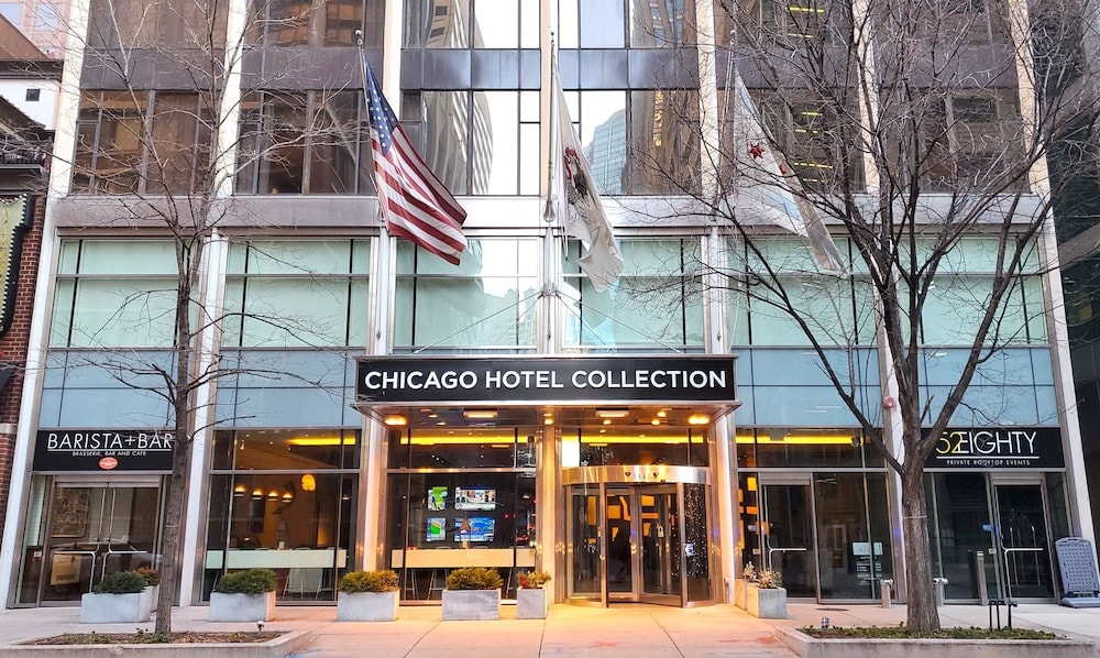 Chicago - The Chicago Hotel Collection - Magnificent Mile