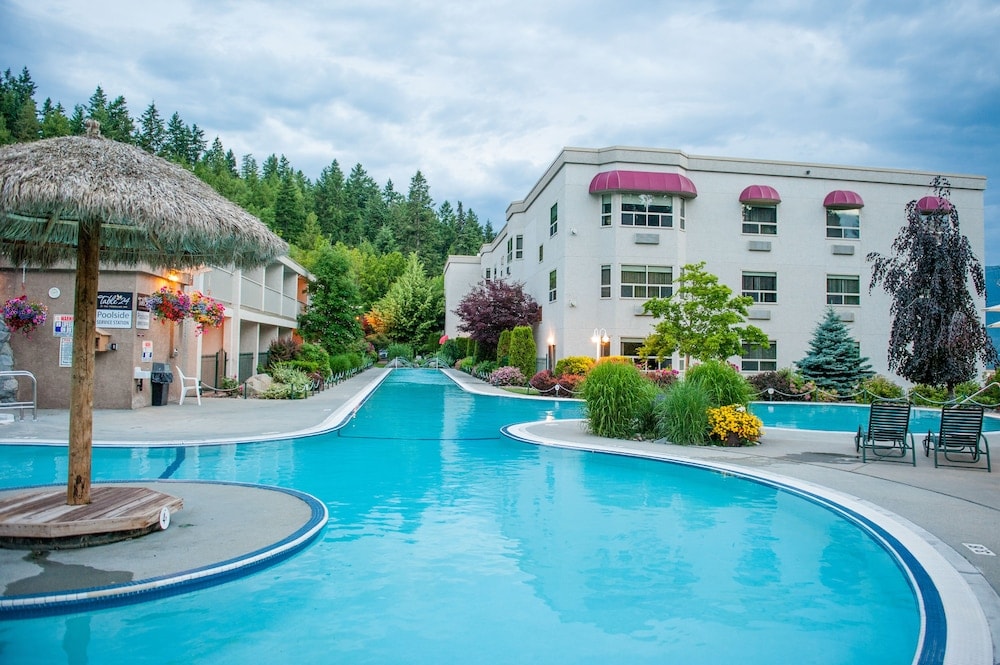 Salmon Arm - Hilltop Inn - Salmon Arm