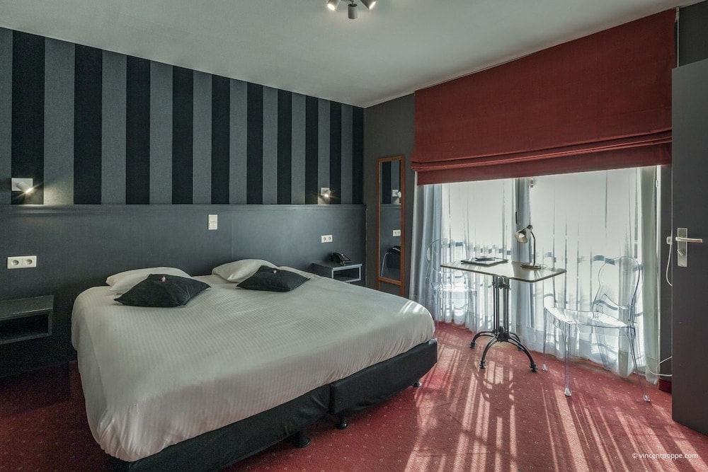 Namur - New Hotel de Lives