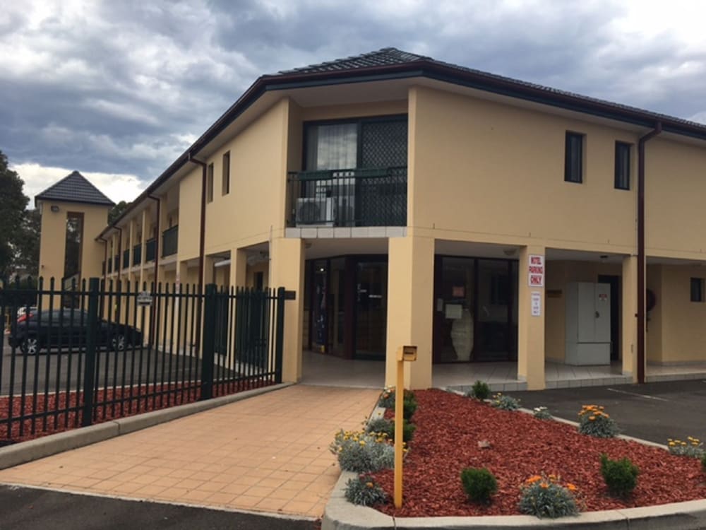 Penrith - St Marys Park View Motel