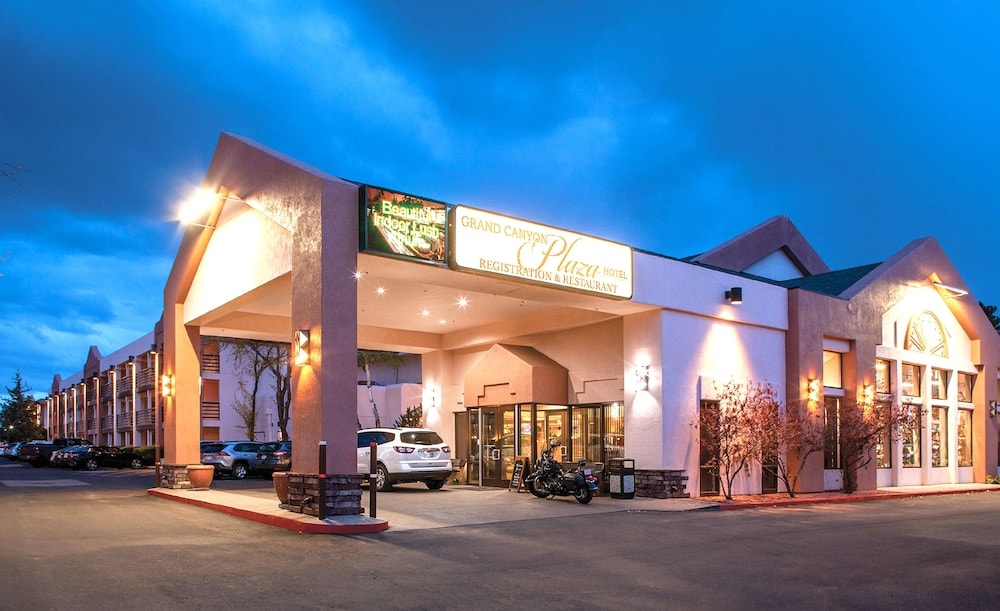 Tusayan - Grand Canyon Plaza Hotel-South Rim