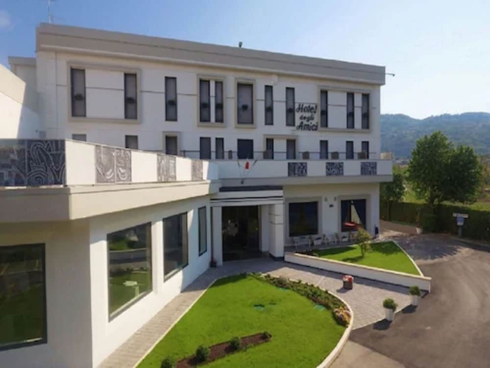 Valmontone - Hotel degli Amici