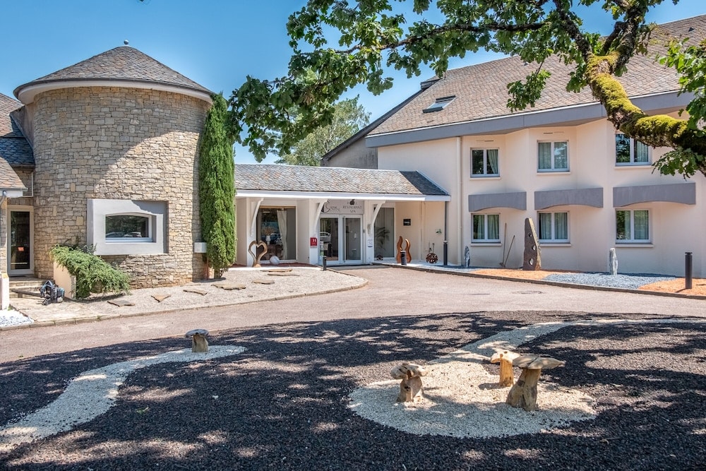 Gages-le-Haut - Hôtel Causse Comtal Rodez, The Originals Relais