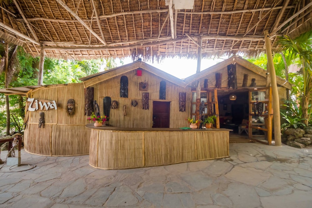 Nyali , Mombasa Beach - Ziwa Beach Resort
