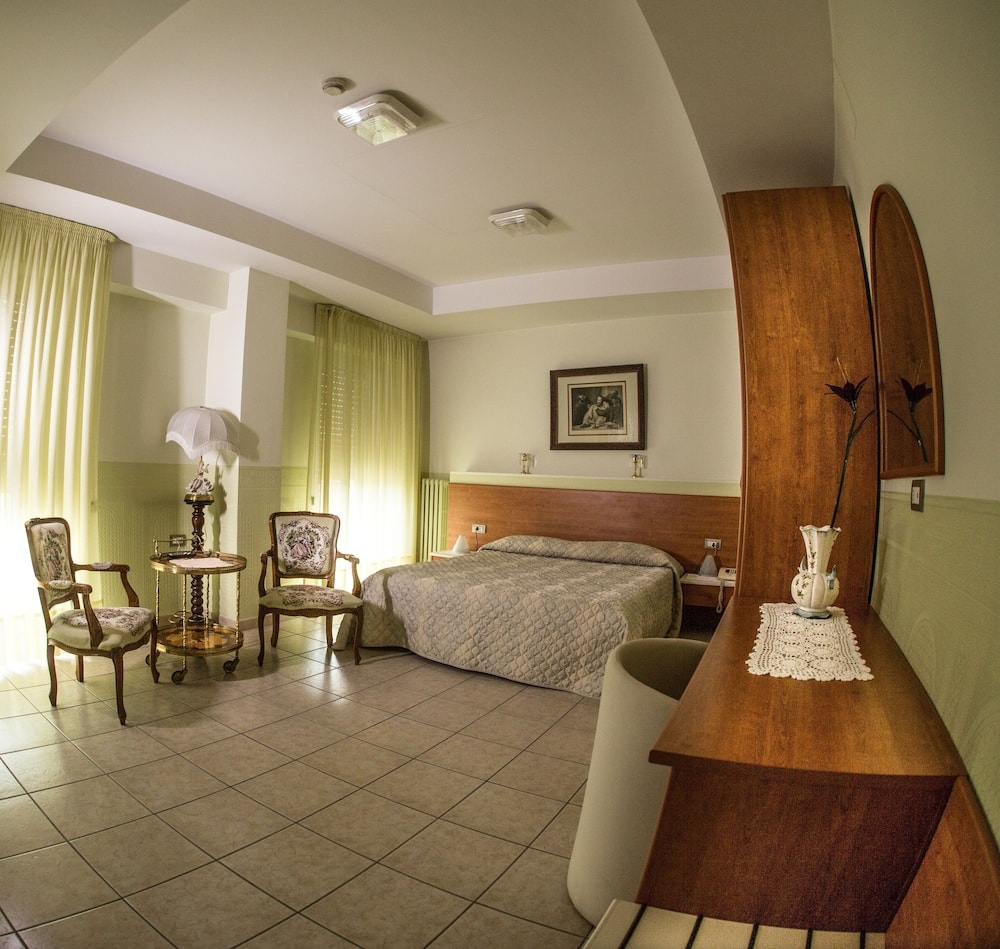 Potenza - Tourist Hotel