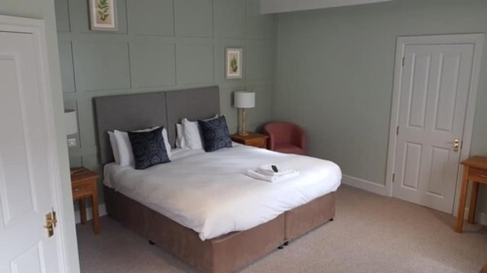 Bradford-on-Avon - The Kings Arms Hotel