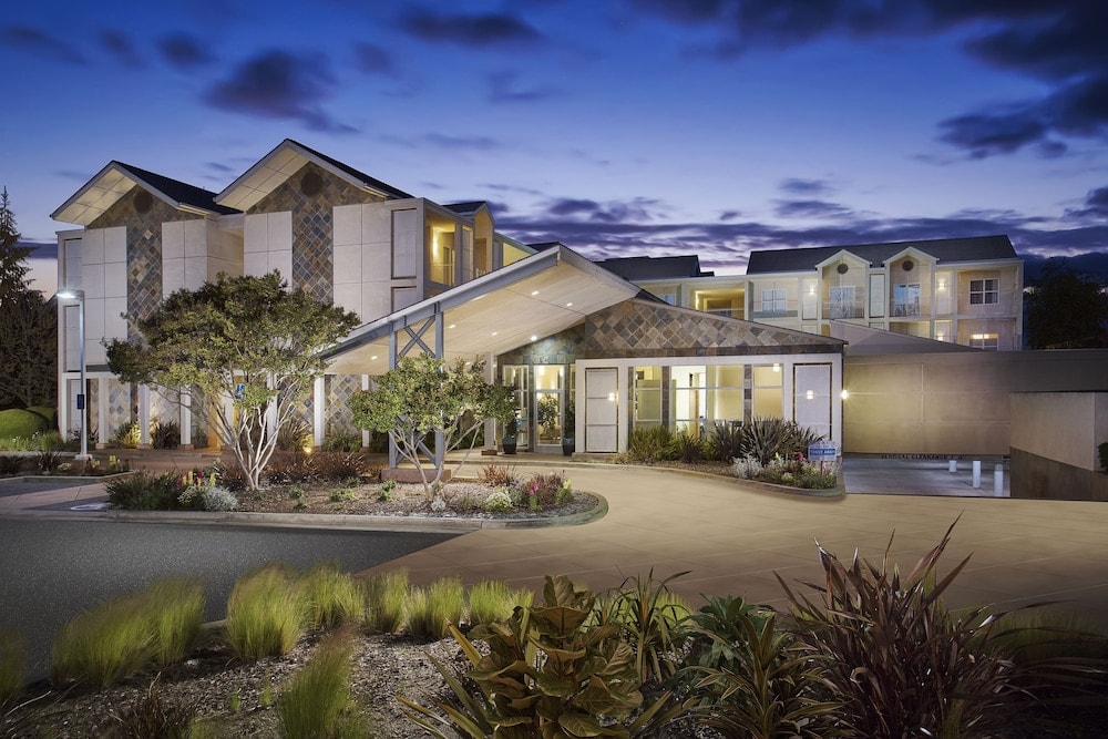 Santa Clara (CA) - Corporate Inn Sunnyvale - All-Suite Hotel