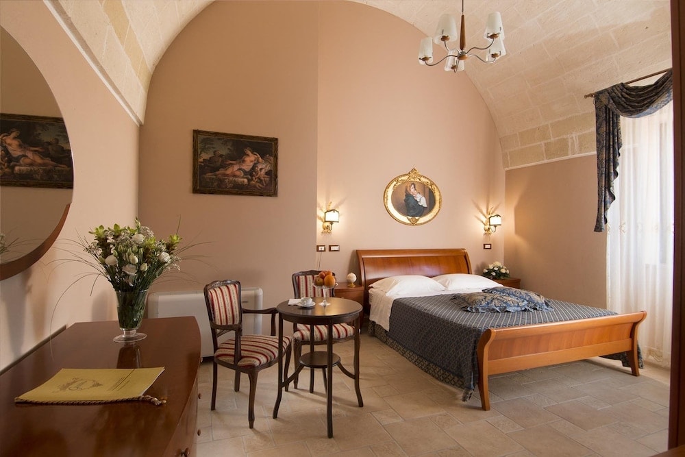 Avetrana - Masseria Grottella