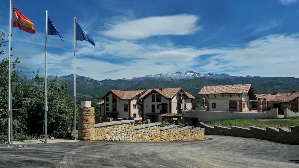 Onís - Hotel Cerro La Nina