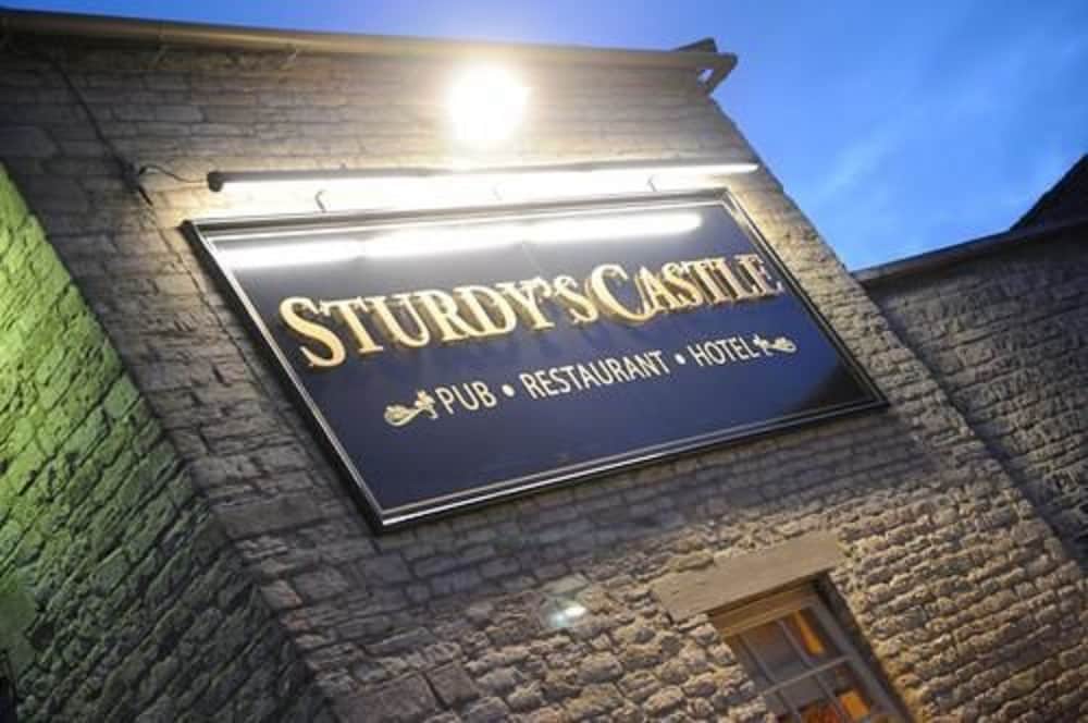 Woodstock - Sturdy`s Castle - Historic Coaching Inn near Blenheim Palace, Oxfordshire