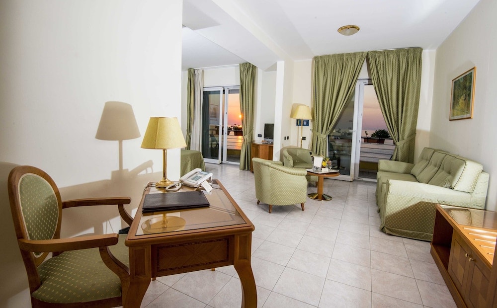 Scilla - Grand Hotel Victoria