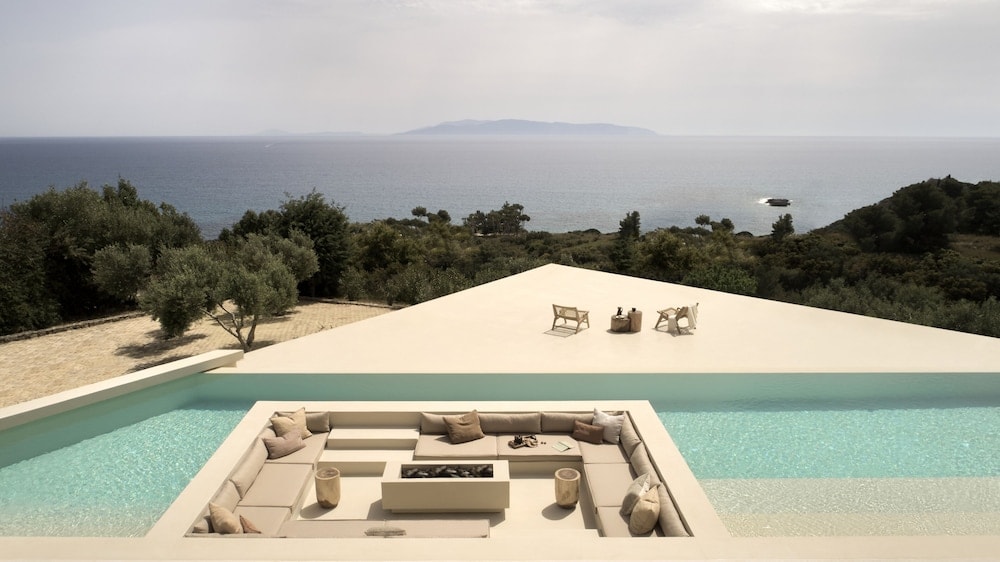 Spartia - Sui Generis Villa