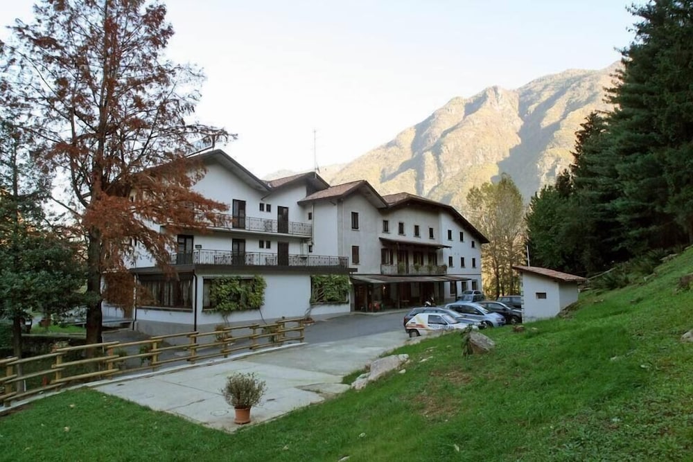 Boario Terme - Albergo Il Castellino
