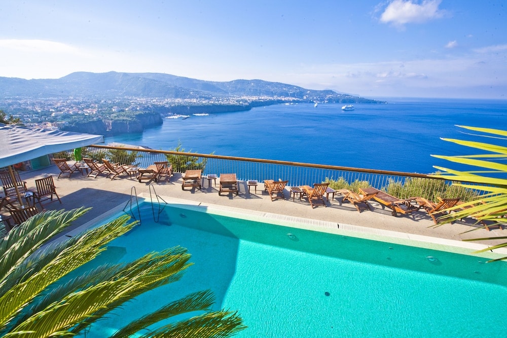 Sorrento - Hotel Mega Mare
