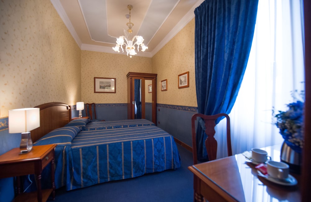 Florens - Diana Park Hotel