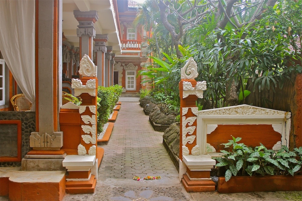 Buleleng - Hotel Chonos
