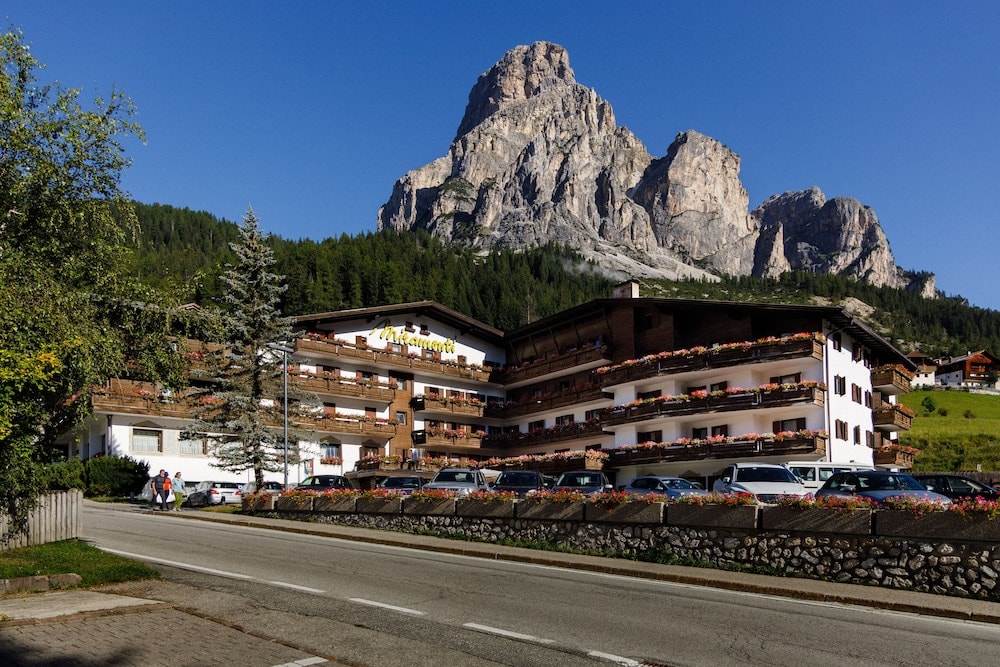 Selva di Val Gardena - Hotel Miramonti Corvara