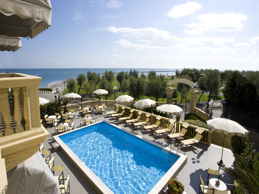 Pesaro - Hotel Vittoria