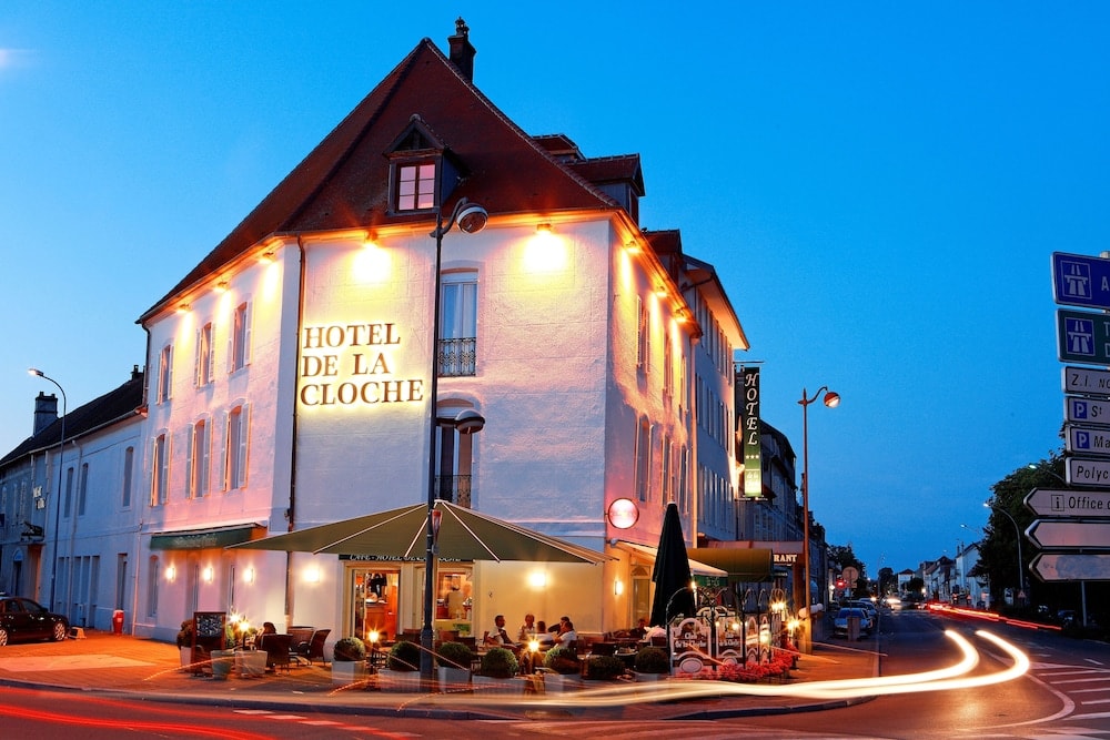 Dole - Hôtel de La Cloche