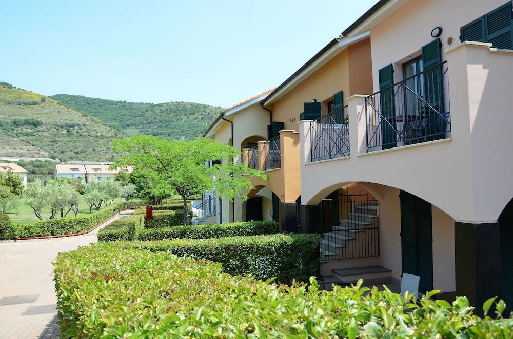 Stockholm - Sanremo - Castellaro Golf Resort