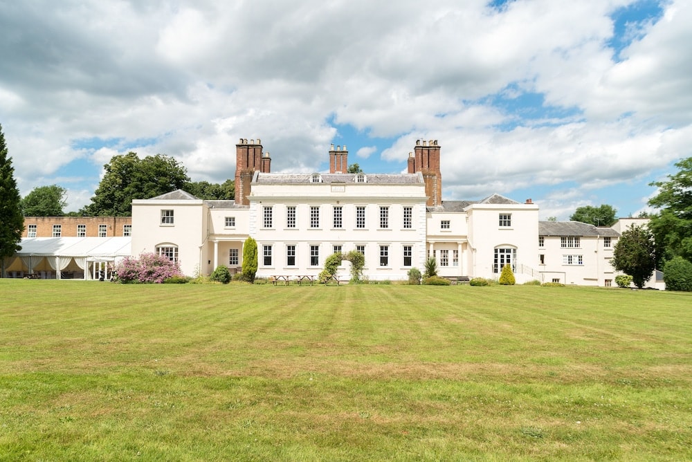 Telford - Haughton Hall Hotel & Leisure Club