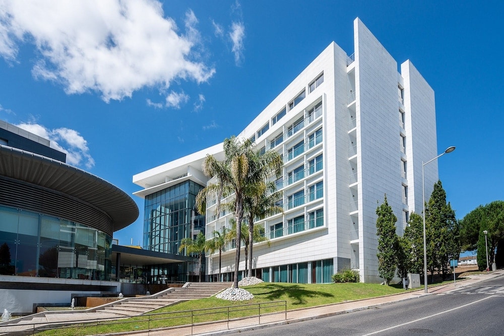 Torre - Lagoas Park Hotel