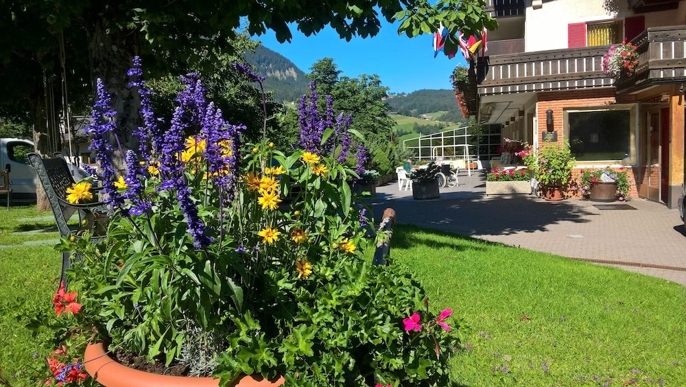 Selva di Val Gardena - Hotel Rodes
