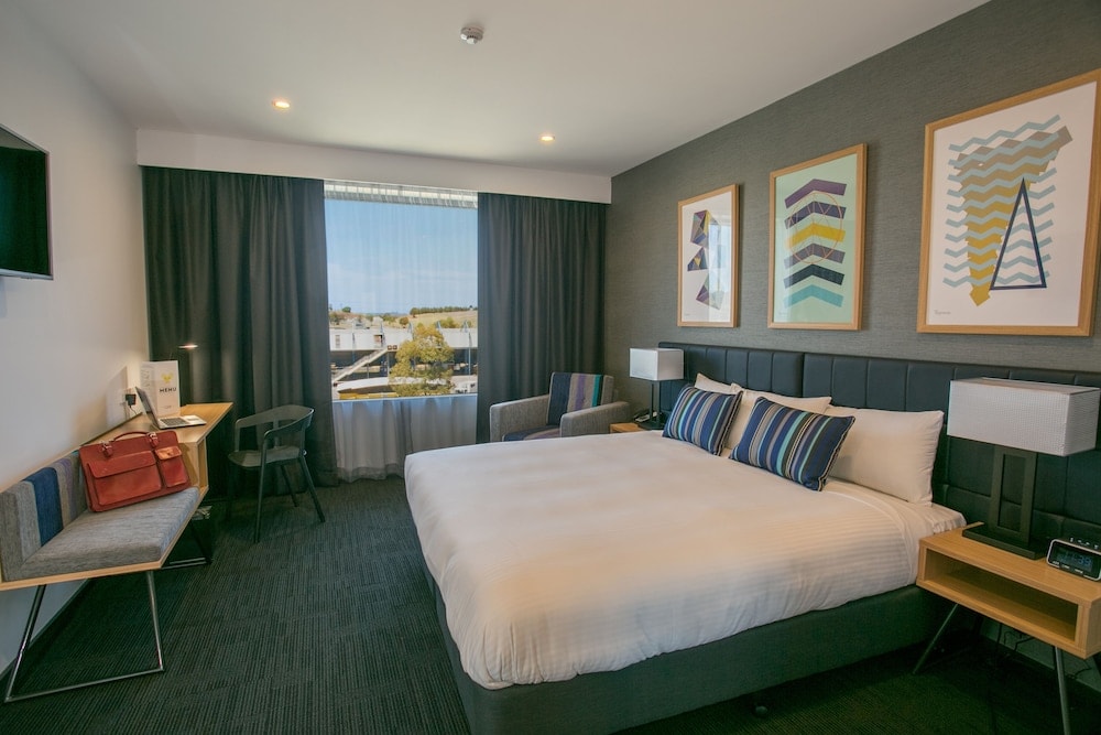 Blacktown - Alpha Hotel Eastern Creek