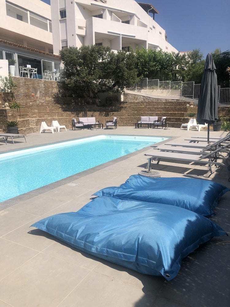 Le Lavandou - Hotel La Voile