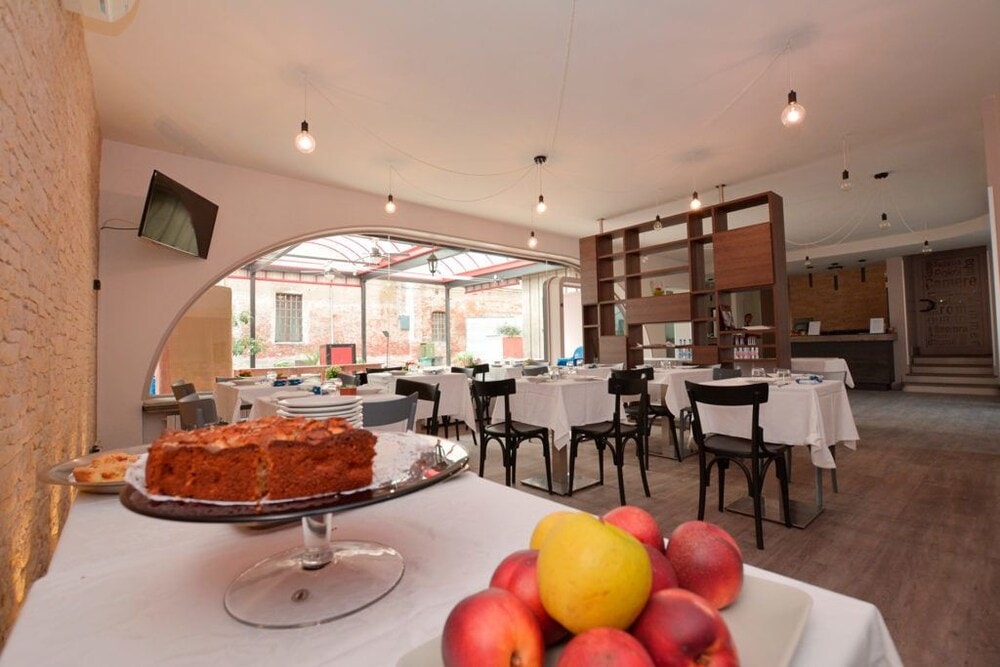 Costigliole Saluzzo - Hotel & Apartments " Perpoin "