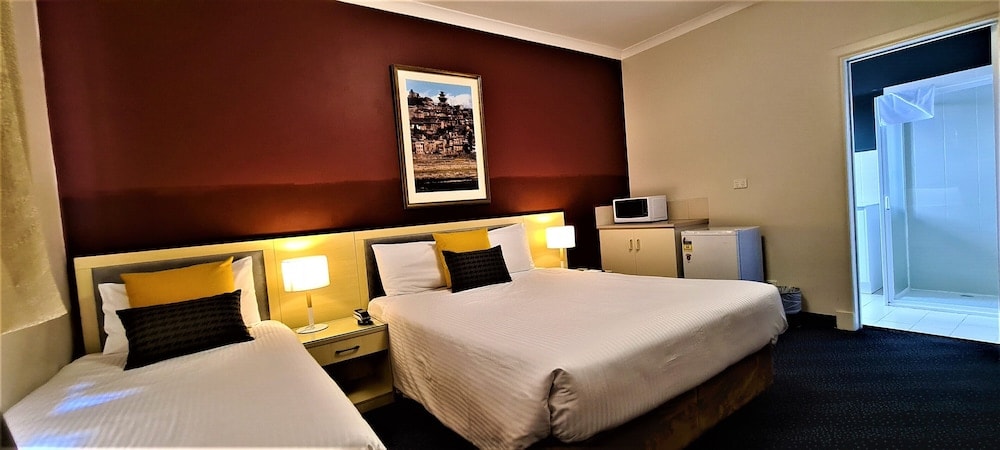 Melbourne - Brunswick Tower Hotel