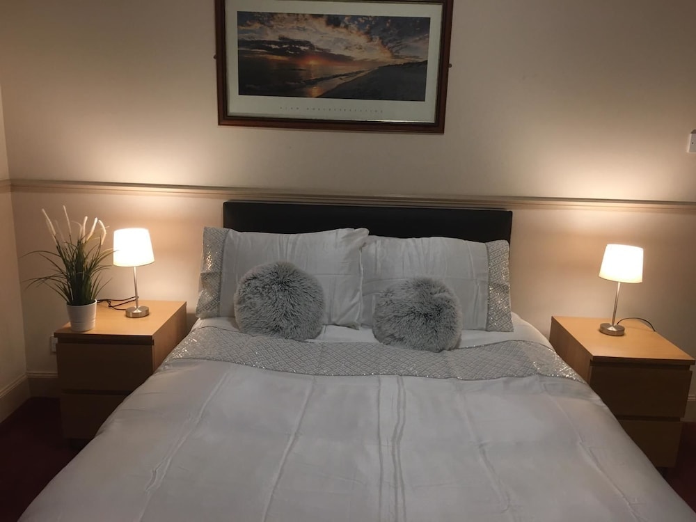 Aberdeen - Terra Nova Hotel