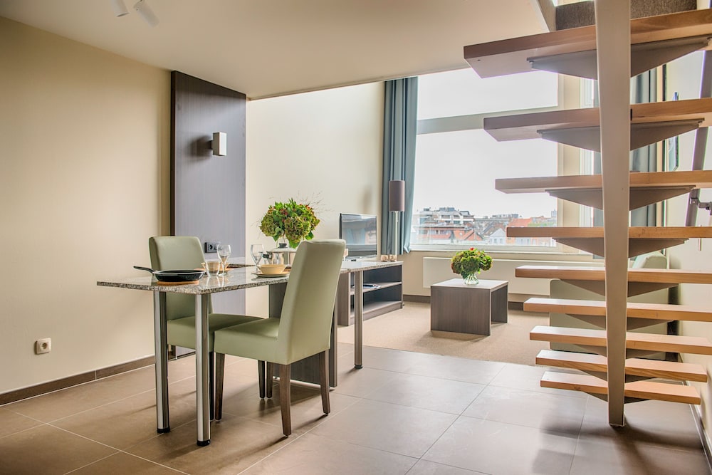 Stockholm - Antwerpen - Arass Hotel & Business Flats