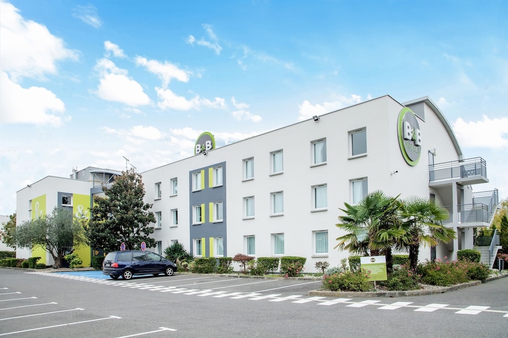 Evry - B&B HOTEL Evry Lisses 2 - 3 étoiles