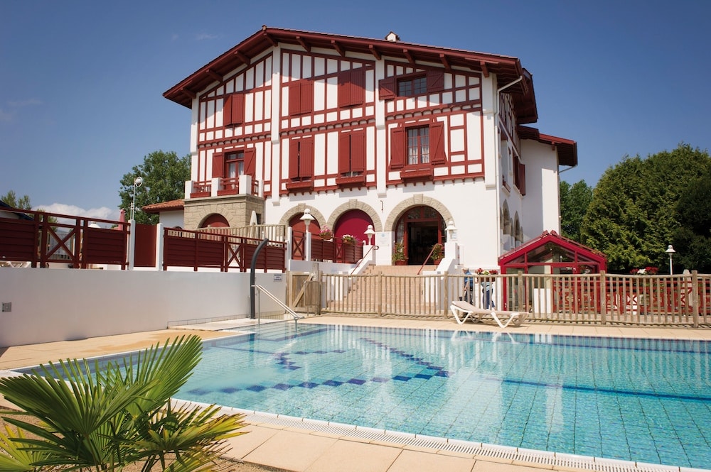Hendaye - Hôtel & Résidence Vacances Bleues Orhoïtza